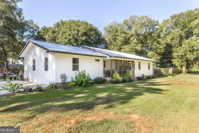 61 Airport Subdivision Road, Hawkinsville, GA 31036