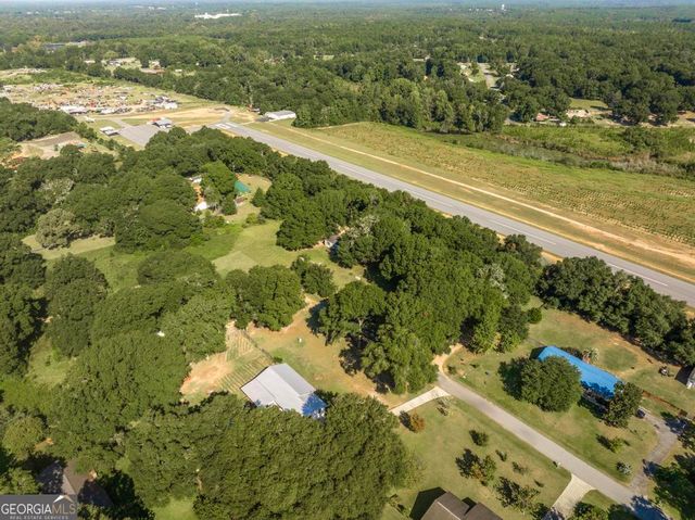 61 Airport Subdivision Road, Hawkinsville, GA 31036