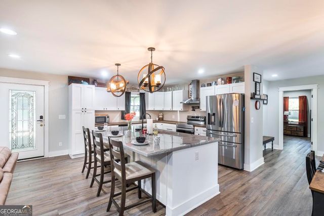 61 Airport Subdivision Road, Hawkinsville, GA 31036