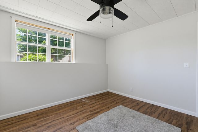 614 6TH Street, Colona, IL 61241