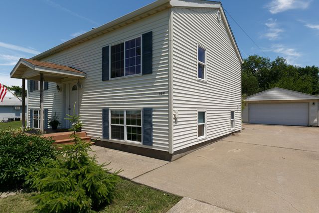 614 6TH Street, Colona, IL 61241