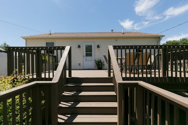 614 6TH Street, Colona, IL 61241
