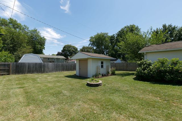 614 6TH Street, Colona, IL 61241