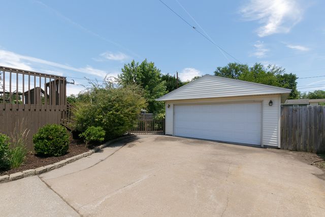 614 6TH Street, Colona, IL 61241