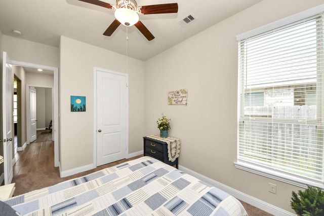 2215 Keystone Ridge Lane, Richmond, TX 77469