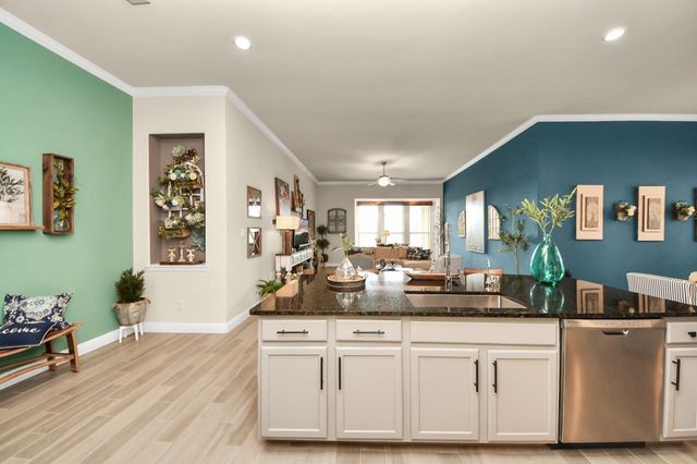 2215 Keystone Ridge Lane, Richmond, TX 77469