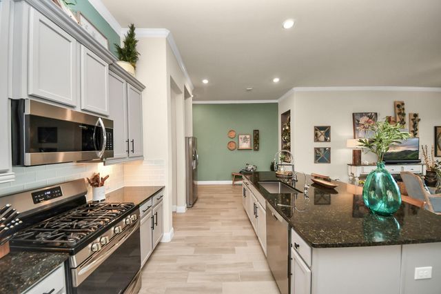 2215 Keystone Ridge Lane, Richmond, TX 77469