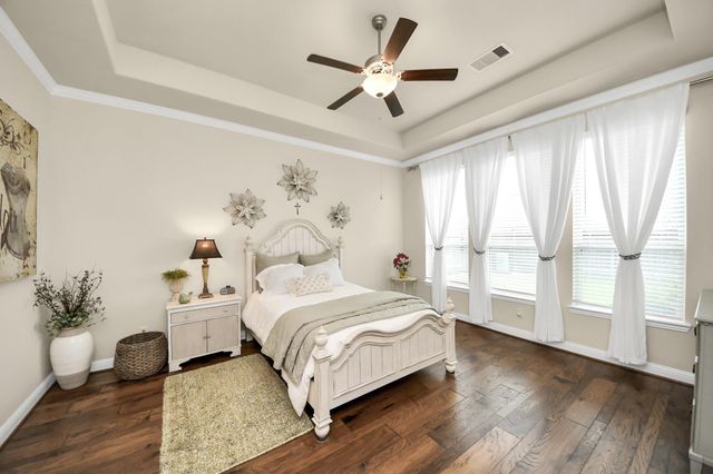 2215 Keystone Ridge Lane, Richmond, TX 77469