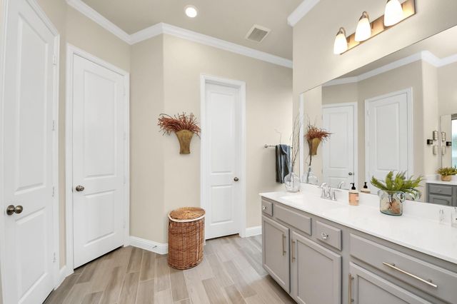 2215 Keystone Ridge Lane, Richmond, TX 77469