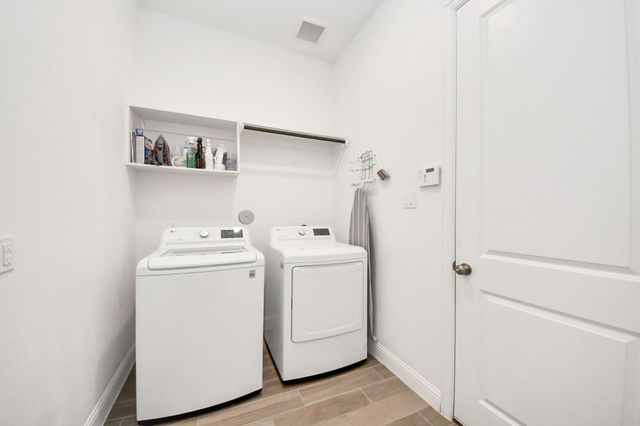 2215 Keystone Ridge Lane, Richmond, TX 77469