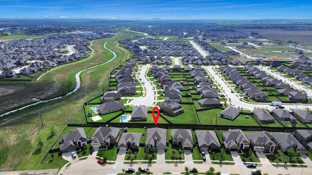 2215 Keystone Ridge Lane, Richmond, TX 77469