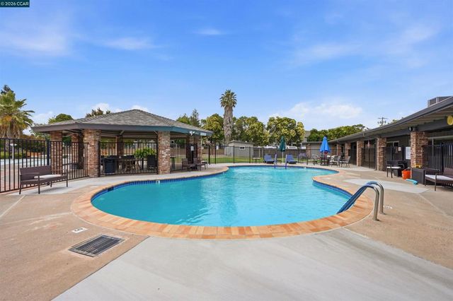 236 Tangerine, San Ramon, CA 94583