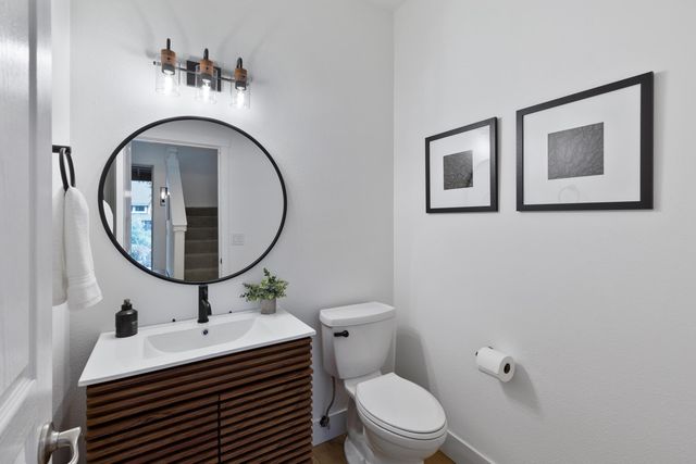 1281 Highland View Loop, Redmond, OR 97756