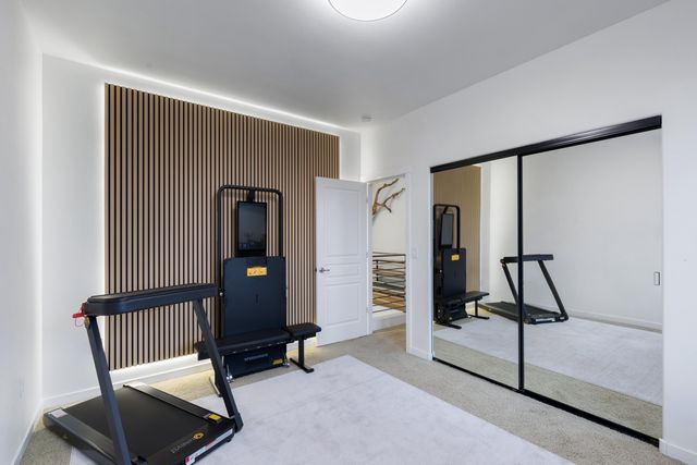 1281 Highland View Loop, Redmond, OR 97756