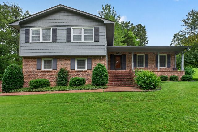1250 Charles St, Cookeville, TN 38506