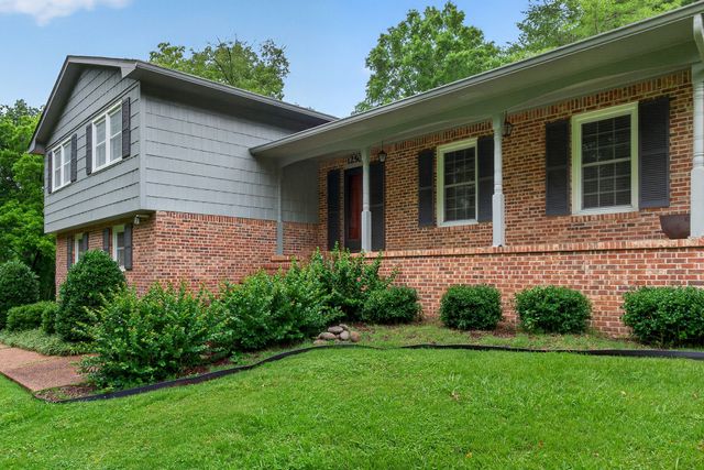 1250 Charles St, Cookeville, TN 38506