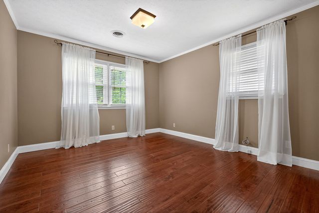 1250 Charles St, Cookeville, TN 38506