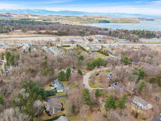 130 Deer Run Drive, Shelburne, VT 05482