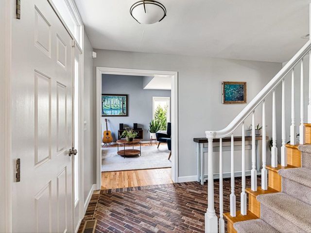 130 Deer Run Drive, Shelburne, VT 05482