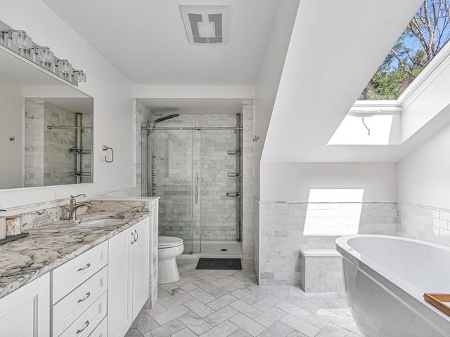 130 Deer Run Drive, Shelburne, VT 05482