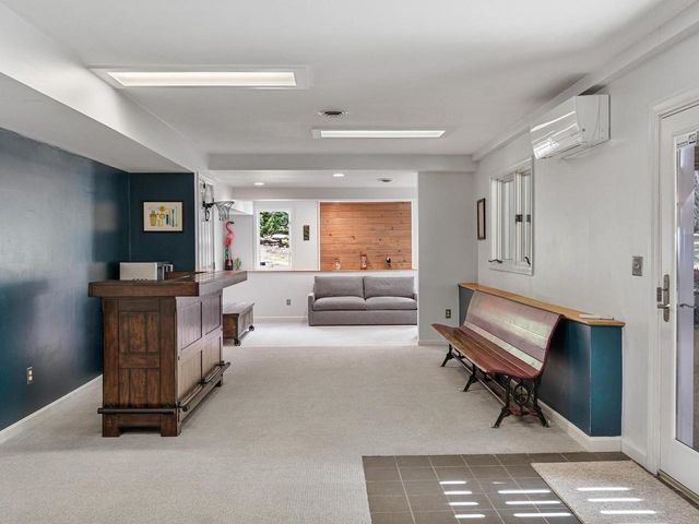 130 Deer Run Drive, Shelburne, VT 05482