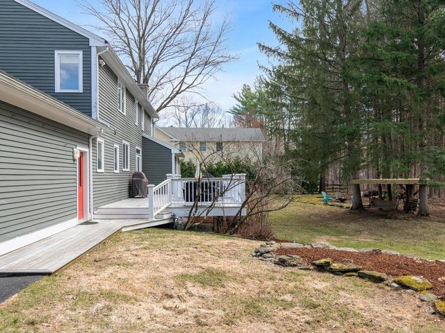 130 Deer Run Drive, Shelburne, VT 05482