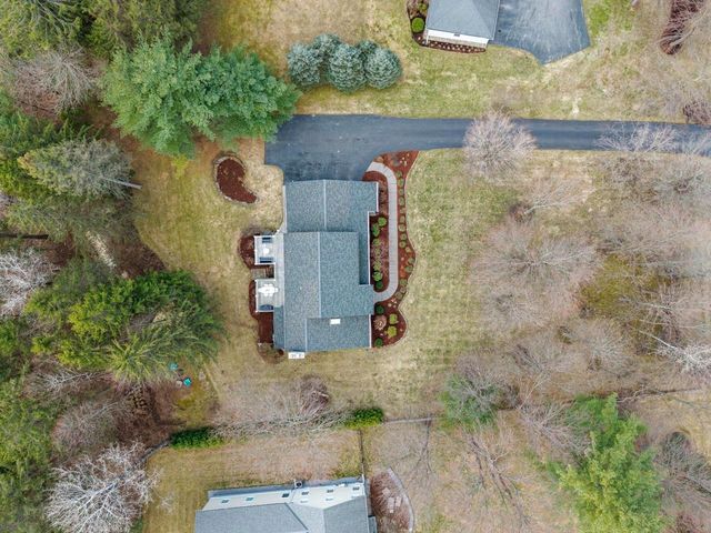 130 Deer Run Drive, Shelburne, VT 05482
