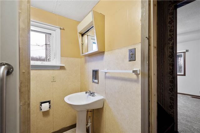 107 Center Street, East Bethlehem, PA 15348