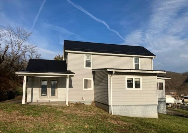 107 Center Street, East Bethlehem, PA 15348