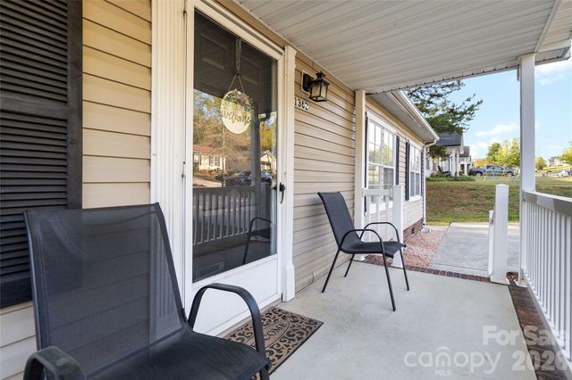 1362 Poplar Glen Drive, Kannapolis, NC 28083