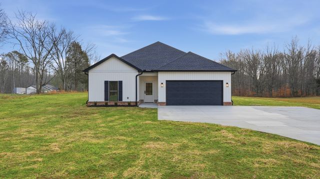 4140 Riley Creek Rd, Normandy, TN 37360