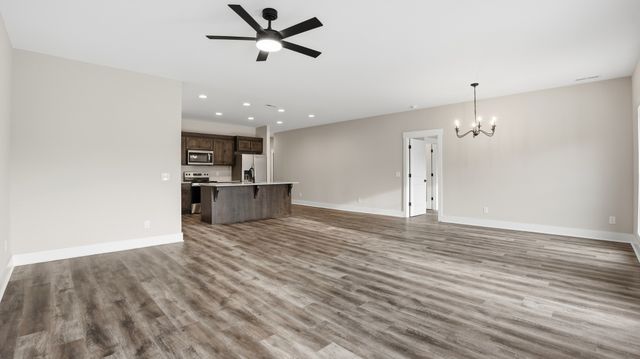 4140 Riley Creek Rd, Normandy, TN 37360