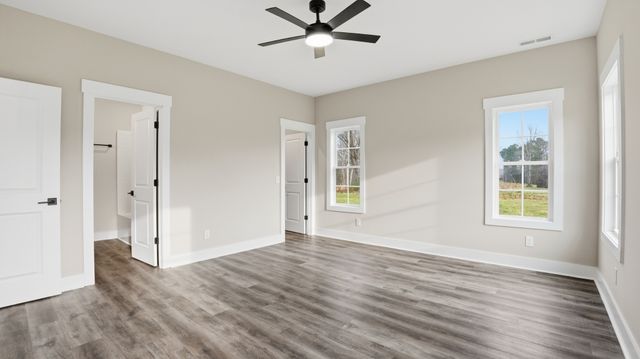 4140 Riley Creek Rd, Normandy, TN 37360