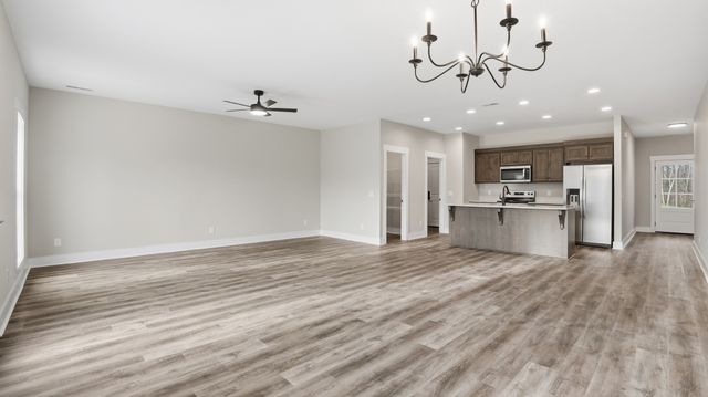 4140 Riley Creek Rd, Normandy, TN 37360