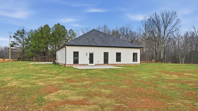 4140 Riley Creek Rd, Normandy, TN 37360
