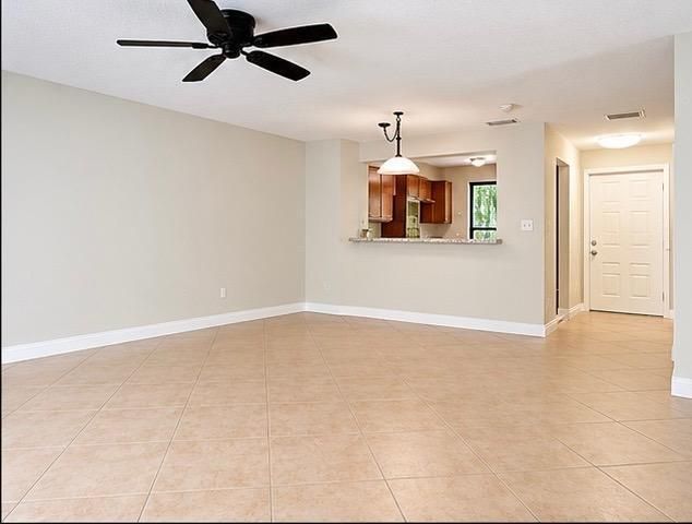 3028 S Oakland Forest Drive 3204, Oakland Park, FL 33309