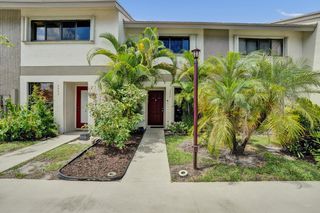 3028 S Oakland Forest Drive 3204, Oakland Park, FL 33309