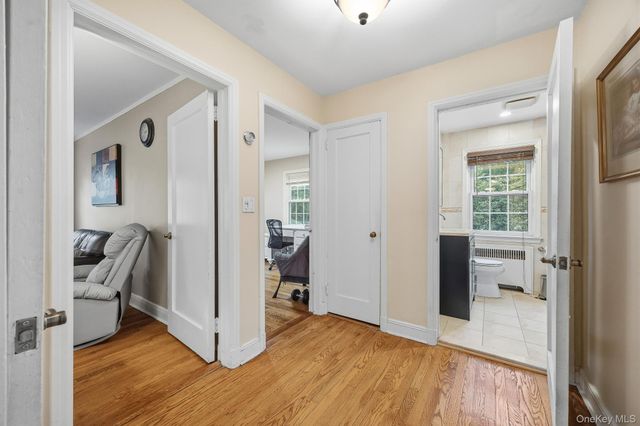 53 Somerset Drive S, Great Neck, NY 11020