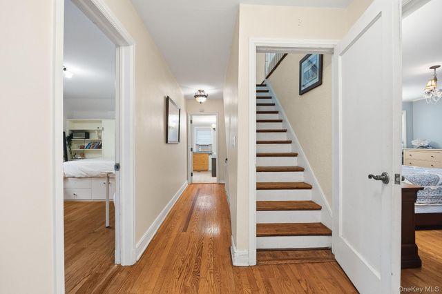 53 Somerset Drive S, Great Neck, NY 11020