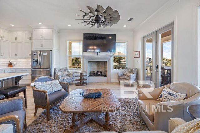 908 Shoreland Drive, Gulf Shores, AL 36542