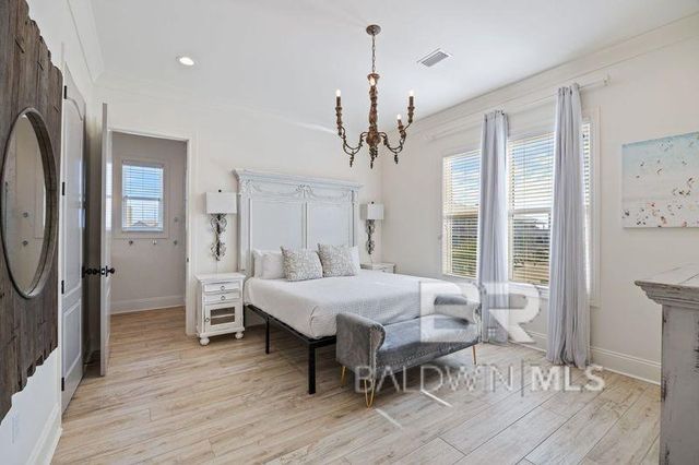 908 Shoreland Drive, Gulf Shores, AL 36542