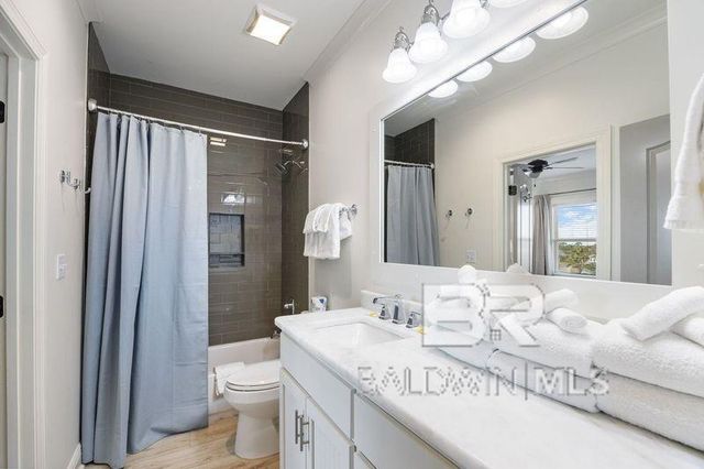 908 Shoreland Drive, Gulf Shores, AL 36542