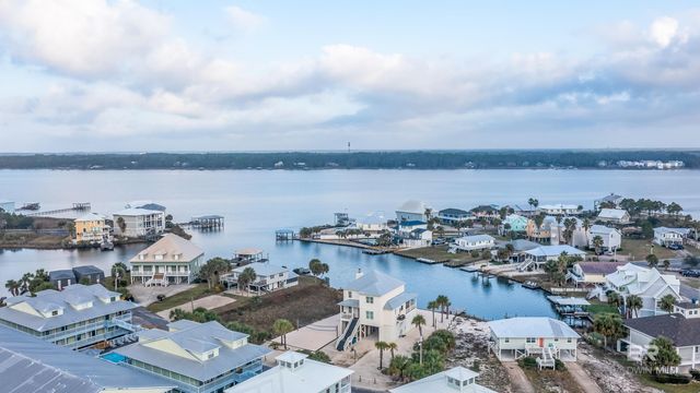 908 Shoreland Drive, Gulf Shores, AL 36542