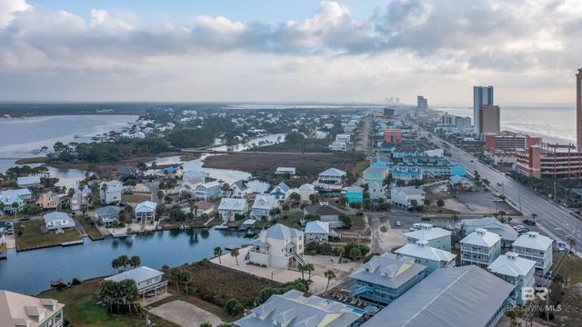 908 Shoreland Drive, Gulf Shores, AL 36542