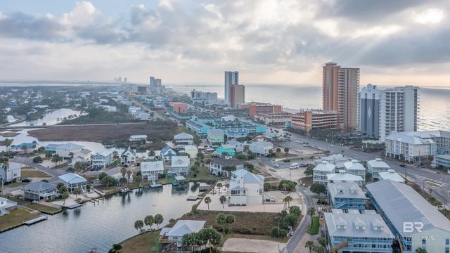 908 Shoreland Drive, Gulf Shores, AL 36542