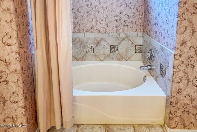 4579 S Camino Del Tejon, Green Valley, AZ 85622
