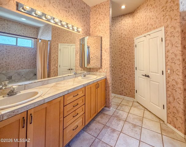 4579 S Camino Del Tejon, Green Valley, AZ 85622