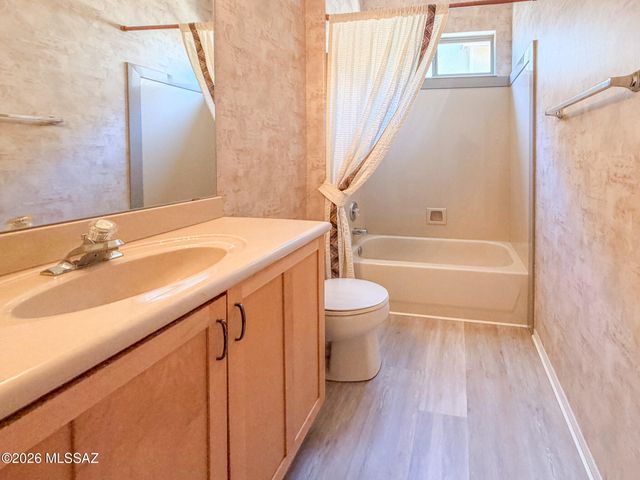 4579 S Camino Del Tejon, Green Valley, AZ 85622