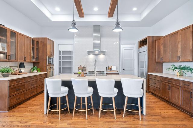 4704 Willow Street, Bellaire, TX 77401