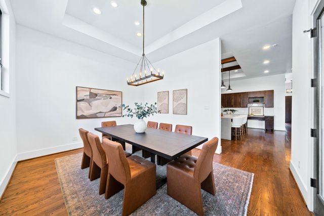 4704 Willow Street, Bellaire, TX 77401